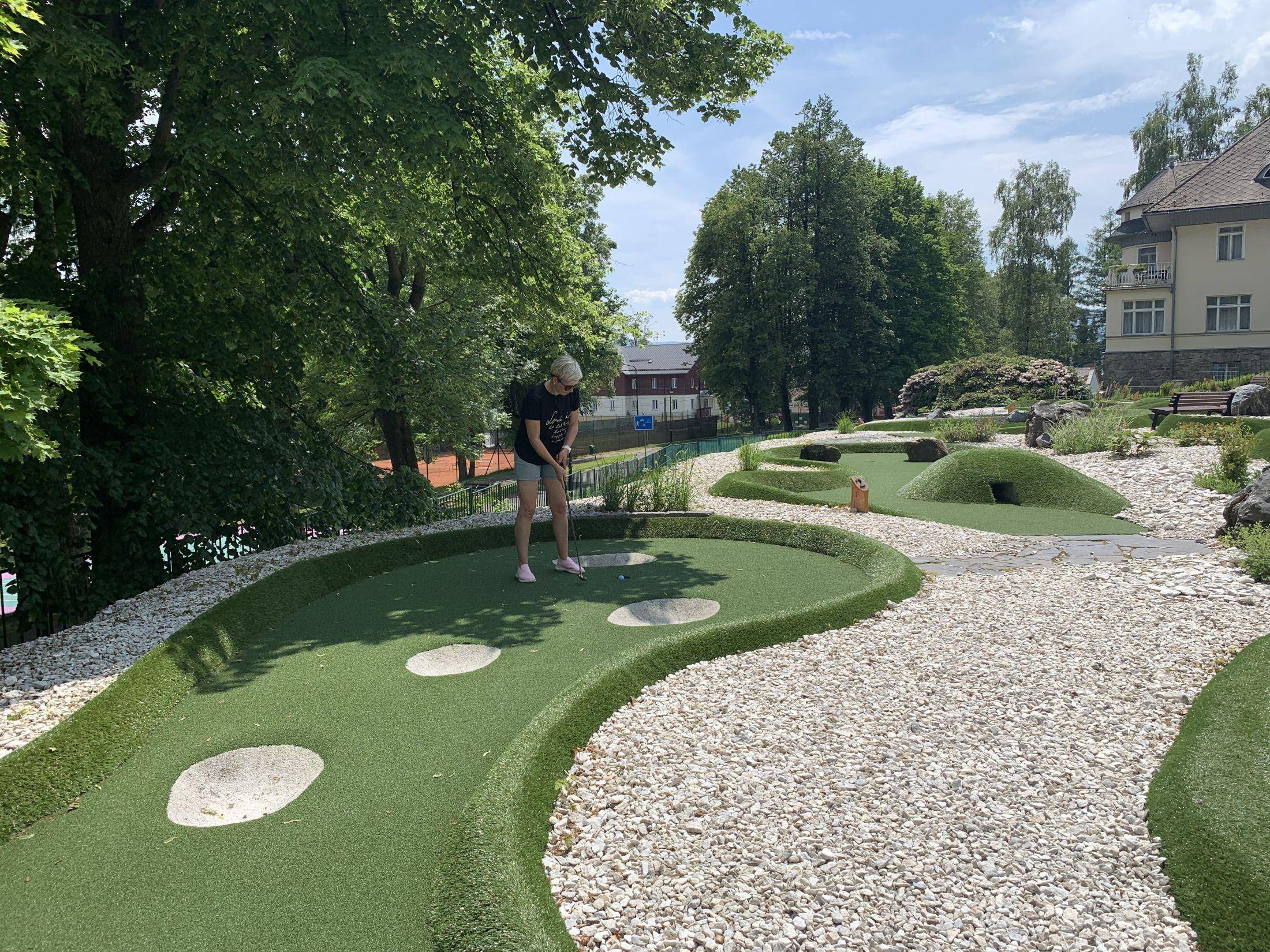 Adventure golf_6_23_2 Priessnitzovy lázně.JPG